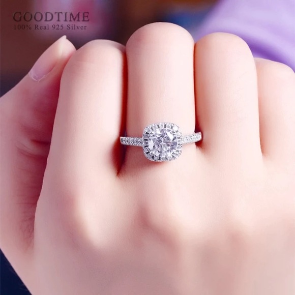 925 Sterling silver halo engagement ring - Picture 6 of 6